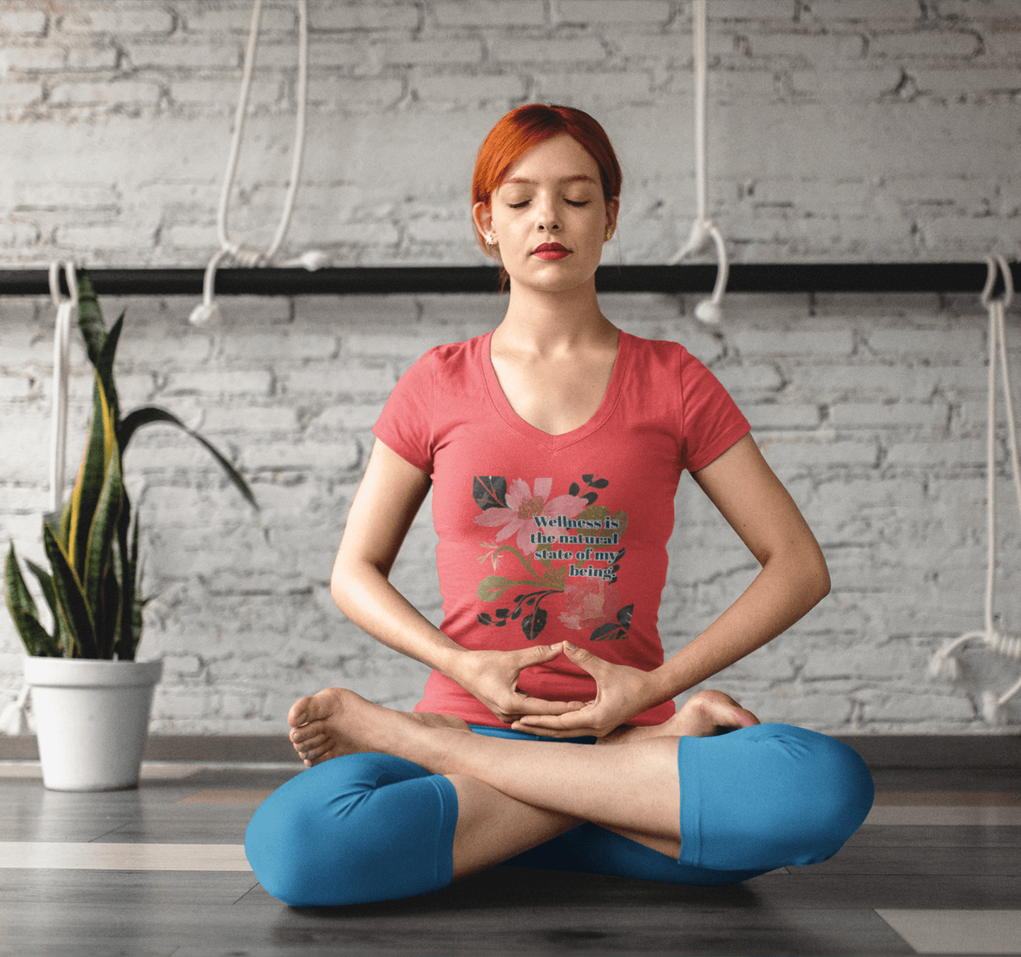 Hera V-neck T-shirt Yoga Wellness for Women