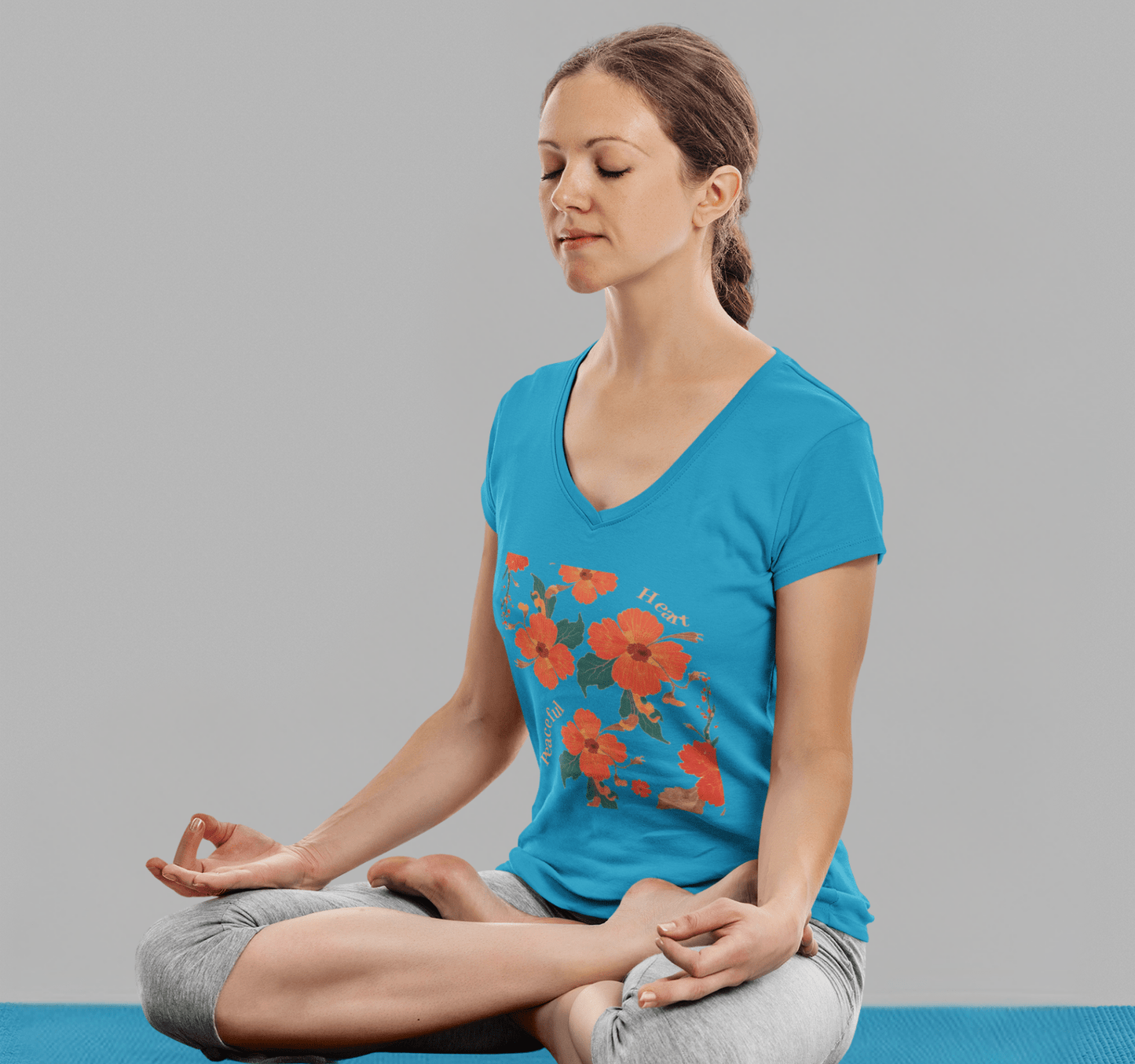 Lorelei V-neck T-shirt Yoga Wellness for Women