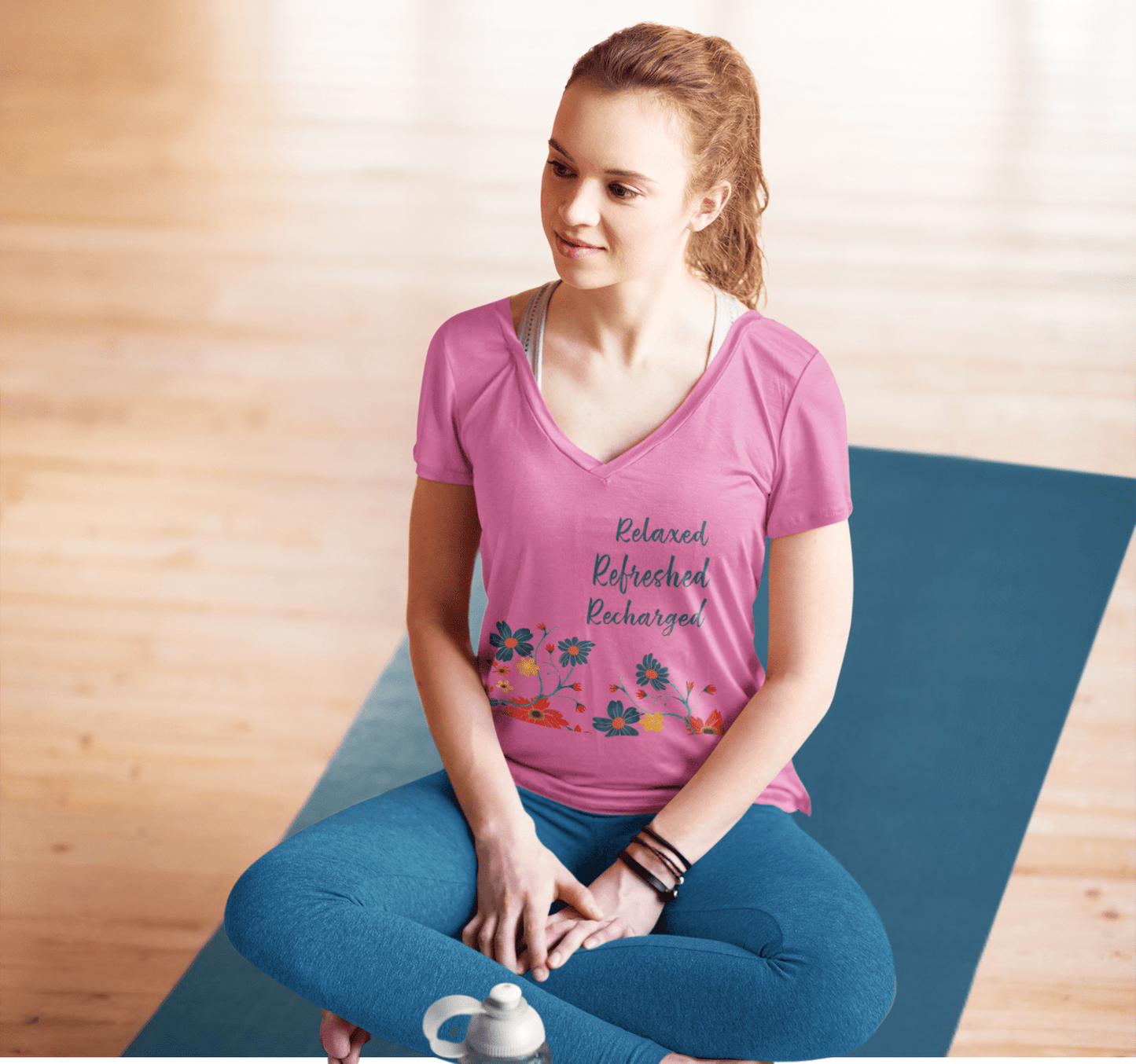 Daisy V-neck T-shirt Yoga Wellness for Women
