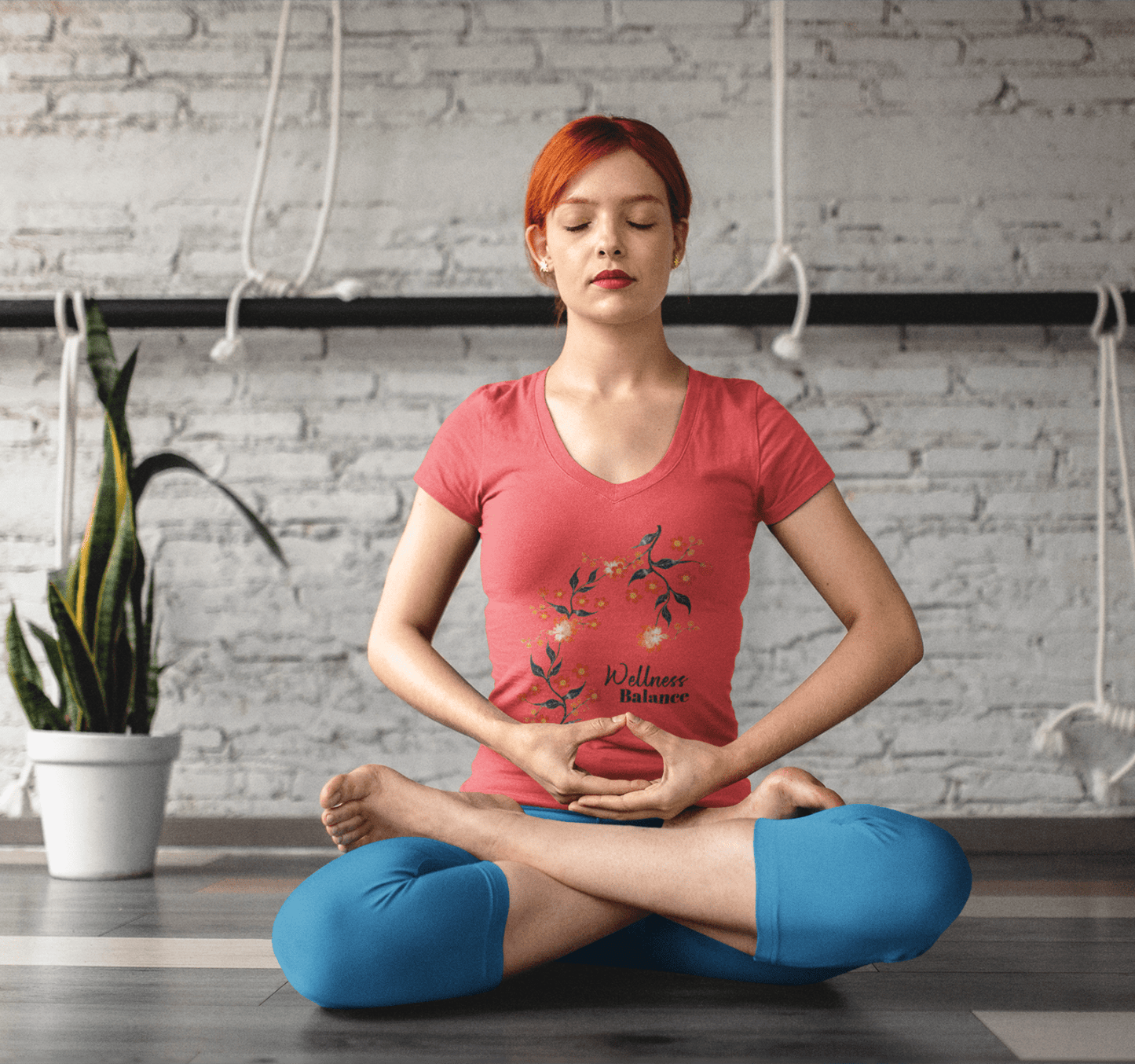 Mitch V-neck T-shirt Yoga Wellness for Women