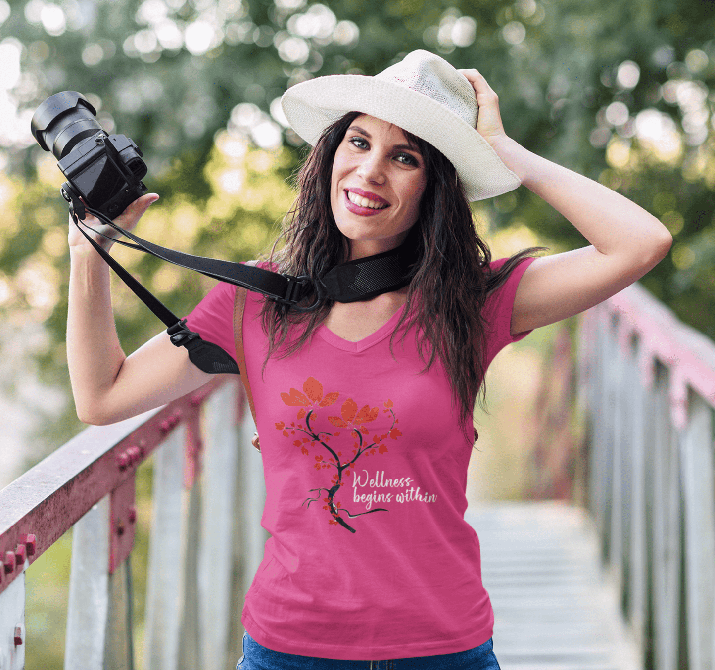 Juni V-neck T-shirt Yoga Wellness for Women