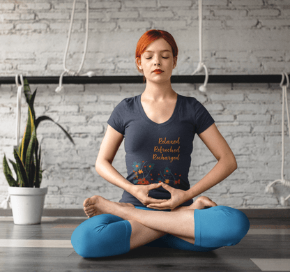 Daisy V-neck T-shirt Yoga Wellness for Women